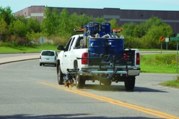GRACO RoadLazer RoadPak Tow-Behind T4 25M839 - Imagen 2
